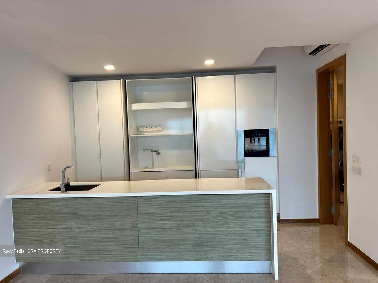 Marina Bay Residences (D1), Condominium #637271701